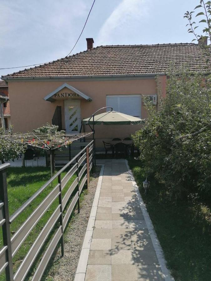 Apartments Pandora Jagodina Dış mekan fotoğraf